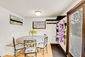 Pet-friendly Home w/ Deck: 4 Mi to Jay Peak Resort