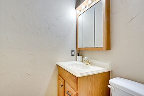 Round Rock Home With Large Yard: 20 Mi to Austin!