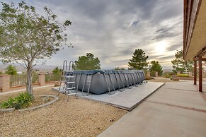 Spacious California Oasis: Patio, Fireplace & Pool