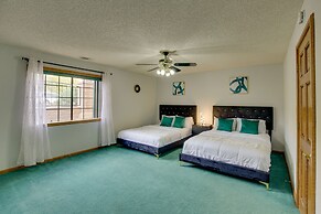 Spacious California Oasis: Patio, Fireplace & Pool