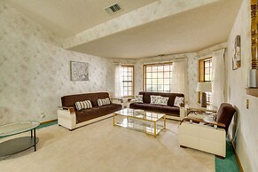 Spacious California Oasis: Patio, Fireplace & Pool