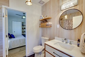 El Paso Home w/ Shared Patio Near Memorial Park