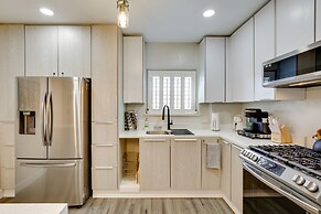 El Paso Home w/ Shared Patio Near Memorial Park