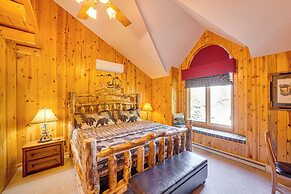 Lake & Mtn Views: Spectacular Grand Lake Home