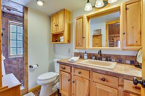 4 Mi to Rocky Mtn Nat'l Park: Cabin Near Town!