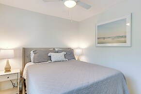 Heated Pool + Backyard: North Palm Beach Retreat!