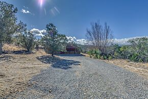 Capitan Vacation Rental w/ Grill, Near Ruidoso!