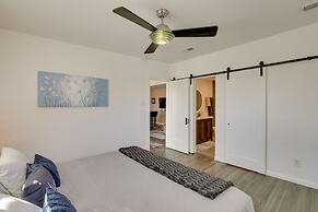 Couples Retreat w/ King Bed, Private Balcony & BBQ
