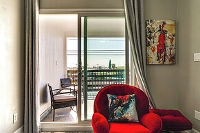 Couples Retreat w/ Grill Near El Paso Zoo!