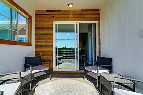 Couples Retreat w/ Grill Near El Paso Zoo!