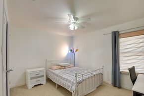 Family-friendly Irving Townhome w/ Yard!