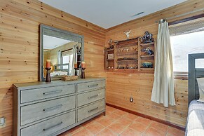 Vernon Township Condo w/ Balcony Near Ski Lifts!