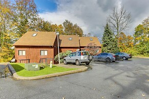 Vernon Township Condo w/ Balcony Near Ski Lifts!