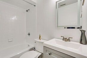 Vernon Township Condo w/ Balcony Near Ski Lifts!