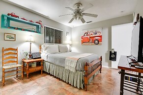 Walk to At&t Stadium: Arlington Home w/ Patio!