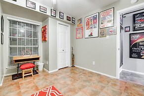 Walk to At&t Stadium: Arlington Home w/ Patio!