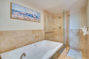 Resort-style Biloxi Condo: Walk to the Beach!