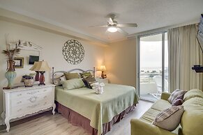 Resort-style Biloxi Condo: Walk to the Beach!