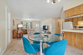 Charming Cottage Escape 3 Bedroom Home by RedAwning