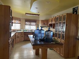 Skyline Suites Sunset Room 1 Bedroom Home by RedAwning