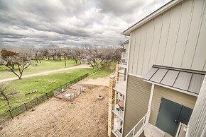 Ag 303 Gruene Penthouse Retreat 4 Bedroom Condo by RedAwning