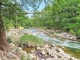 Ag 303 Gruene Penthouse Retreat 4 Bedroom Condo by RedAwning