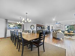 208 Tenderfoot 5 Bedroom Home by RedAwning