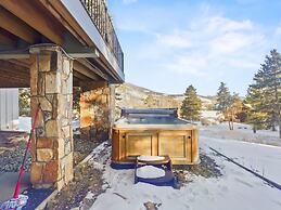 208 Tenderfoot 5 Bedroom Home by RedAwning