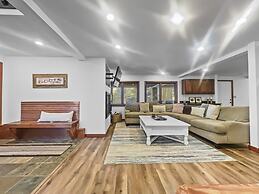 208 Tenderfoot 5 Bedroom Home by RedAwning