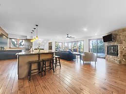 208 Tenderfoot 5 Bedroom Home by RedAwning