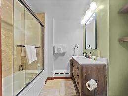 208 Tenderfoot 5 Bedroom Home by RedAwning