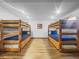 208 Tenderfoot 5 Bedroom Home by RedAwning