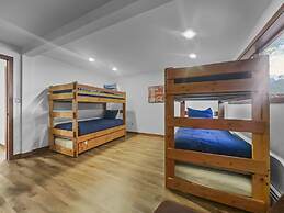 208 Tenderfoot 5 Bedroom Home by RedAwning