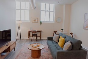 CozySuitesThe Block w Skybridge Access 2