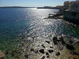 Central Cozy Apartment 70m2 In '700s Baroque Building