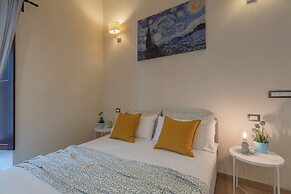 Central Cozy Apartment 70m2 In '700s Baroque Building