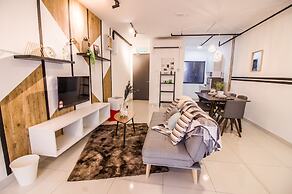 3 Towers By Tenang Home