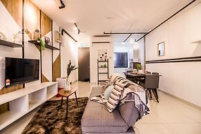 3 Towers By Tenang Home