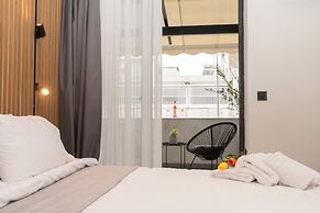 Luxury Suites with JACUZZI by Sea&theCity