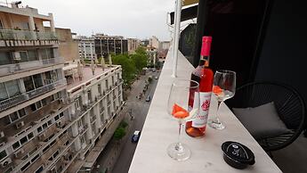 Luxury Suites with JACUZZI by Sea&theCity