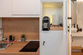 Luxury Suites with JACUZZI by Sea&theCity