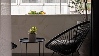 Luxury Suites with JACUZZI by Sea&theCity