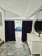 Manatee Cove Compound Retreat Star5vaca