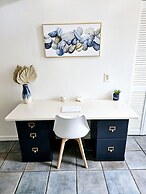 Manatee Cove Compound Retreat Star5vaca