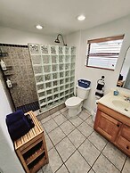 Manatee Cove Compound Retreat Star5vaca