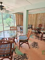 Manatee Cove Compound Retreat Star5vaca