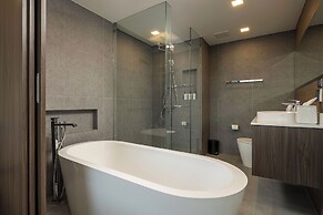 The Proud Karon Beach Phuket Trademark Collection By Wyndham