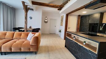 DOHNANYI Villa by CHORS