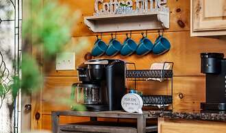 Whispering Pines Retreat By Ghosal Luxury Lodging