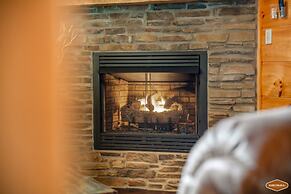 Whispering Pines Retreat By Ghosal Luxury Lodging